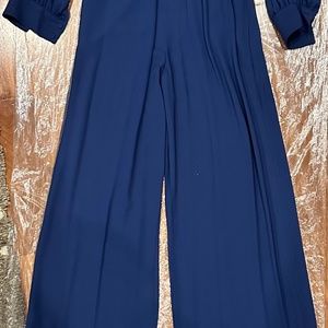 BCBG MAXAZRIA FLO OFF SHOULDER JUMPSUIT